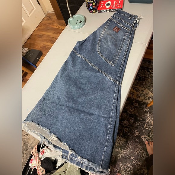 DIY Louis Vuitton Inspired Distressed Jeans 